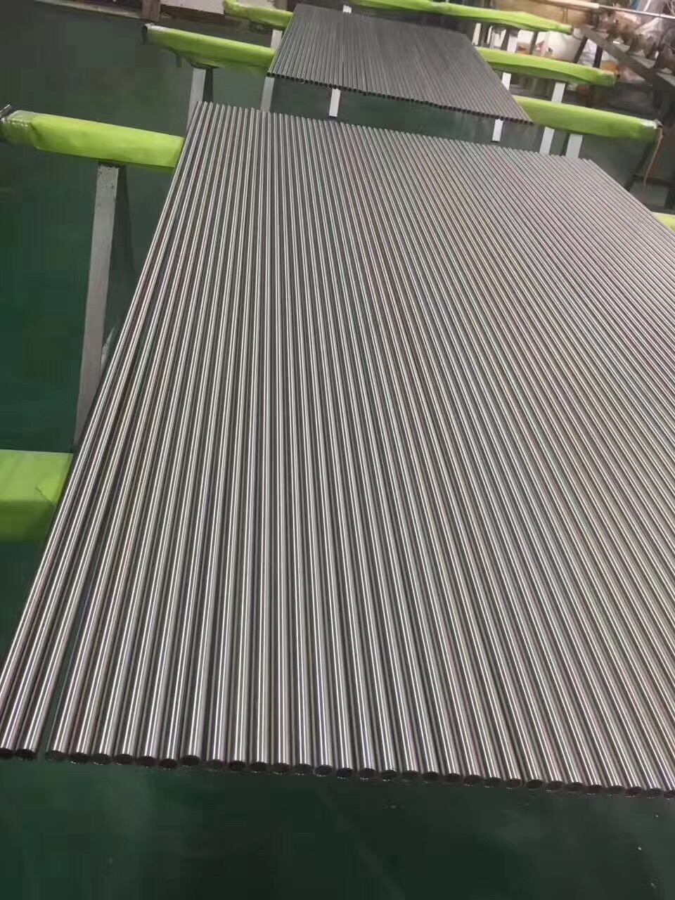 热轧钢板与冷轧钢板